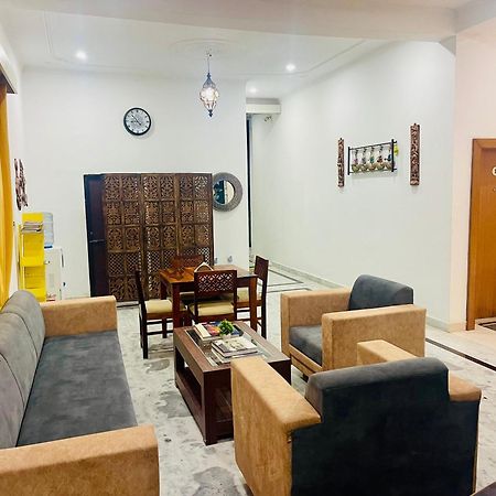 Khajurāho La Curcuma Luxury Homestay المظهر الخارجي الصورة