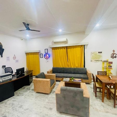 Khajurāho La Curcuma Luxury Homestay المظهر الخارجي الصورة