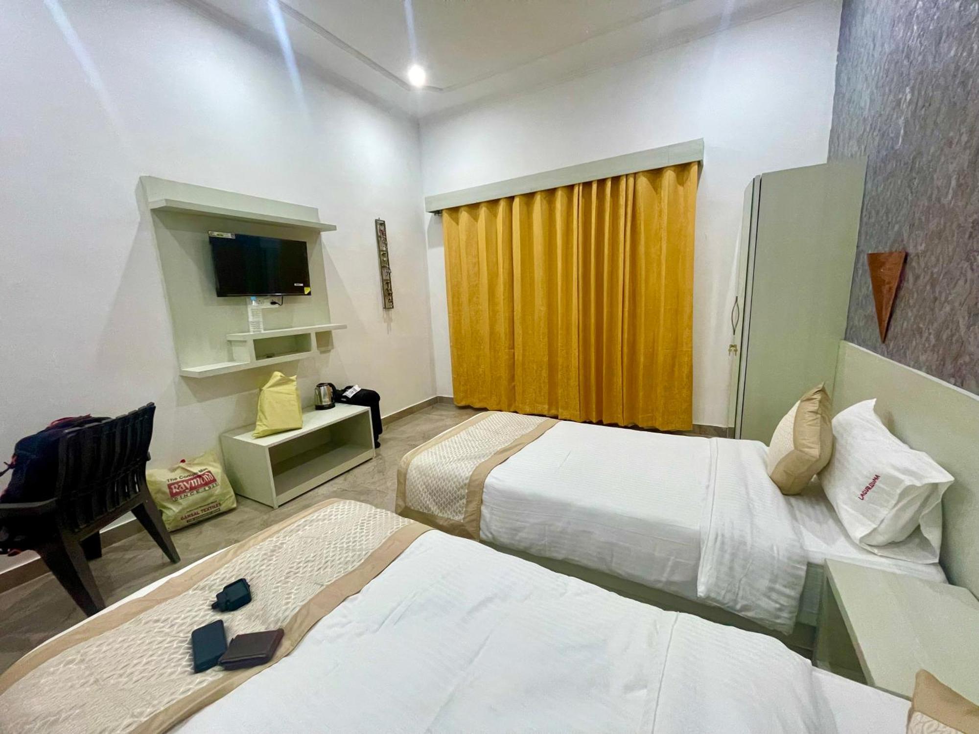 Khajurāho La Curcuma Luxury Homestay المظهر الخارجي الصورة